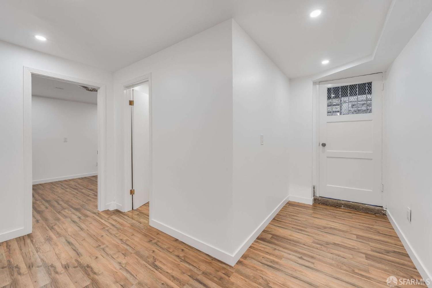 Detail Gallery Image 21 of 34 For 66 Arleta Ave, San Francisco,  CA 94134 - 2 Beds | 2 Baths