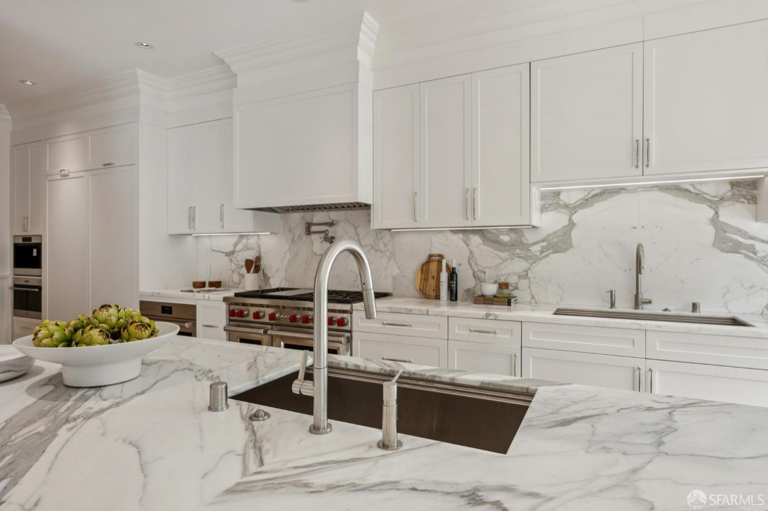 Detail Gallery Image 23 of 94 For 3300 Jackson St, San Francisco,  CA 94118 - 5 Beds | 6/2 Baths