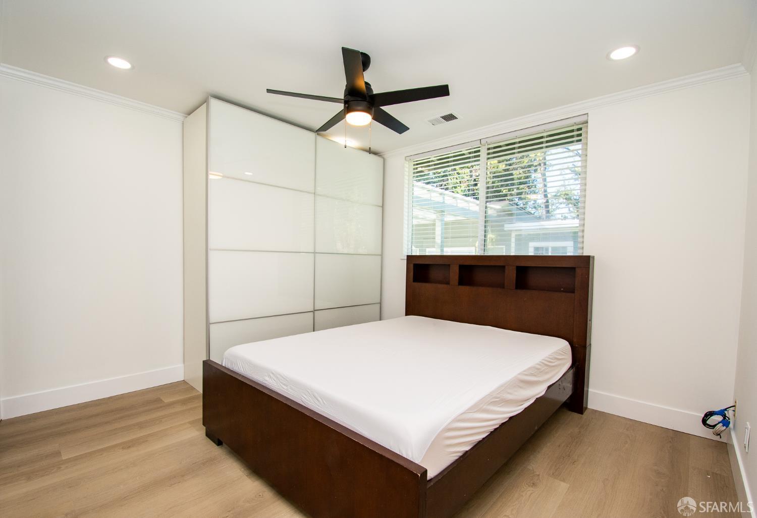 Detail Gallery Image 12 of 16 For 1099 Bradford Dr a,  Sunnyvale,  CA 94089 - 3 Beds | 1 Baths