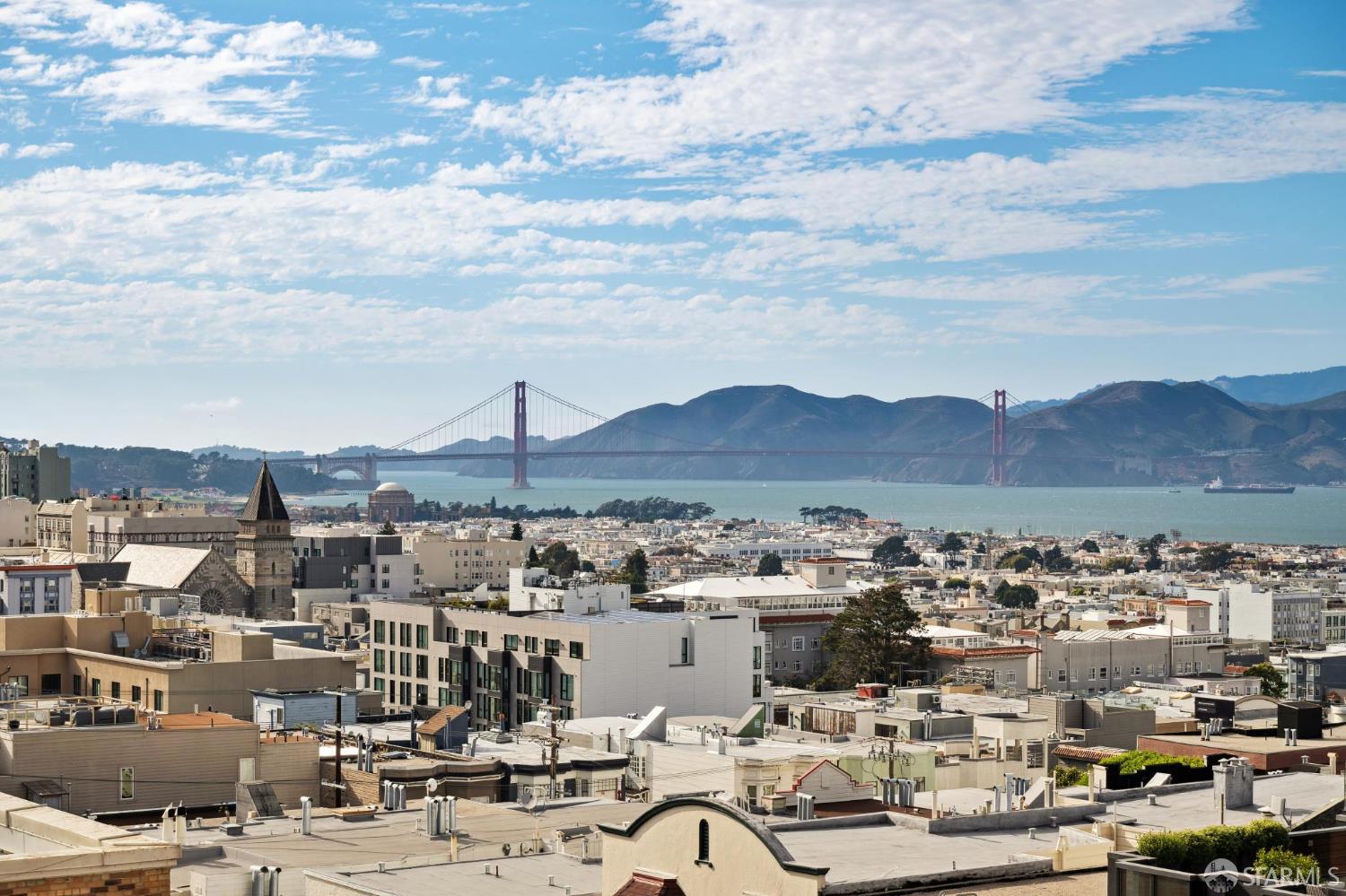 Detail Gallery Image 10 of 33 For 1449 Hyde St #2,  San Francisco,  CA 94109 - 1 Beds | 1 Baths