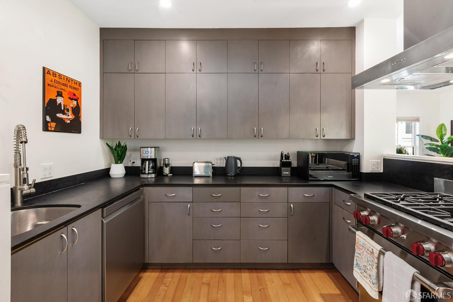 Detail Gallery Image 14 of 41 For 328 Harriet St, San Francisco,  CA 94103 - 2 Beds | 2 Baths