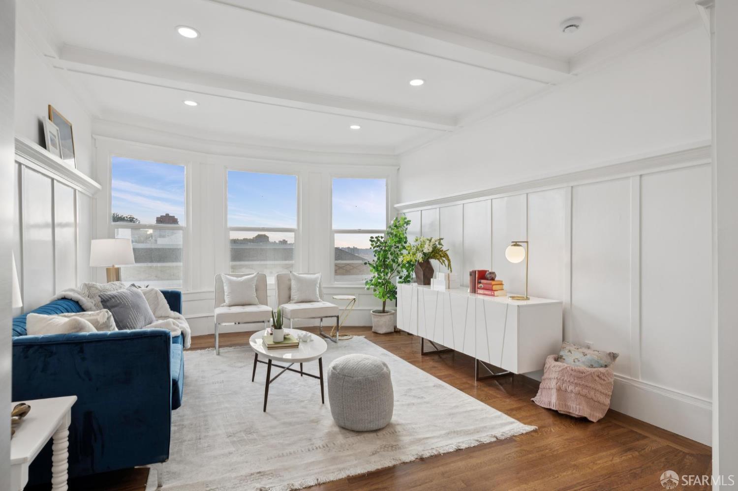 Detail Gallery Image 8 of 33 For 1449 Hyde St #2,  San Francisco,  CA 94109 - 1 Beds | 1 Baths