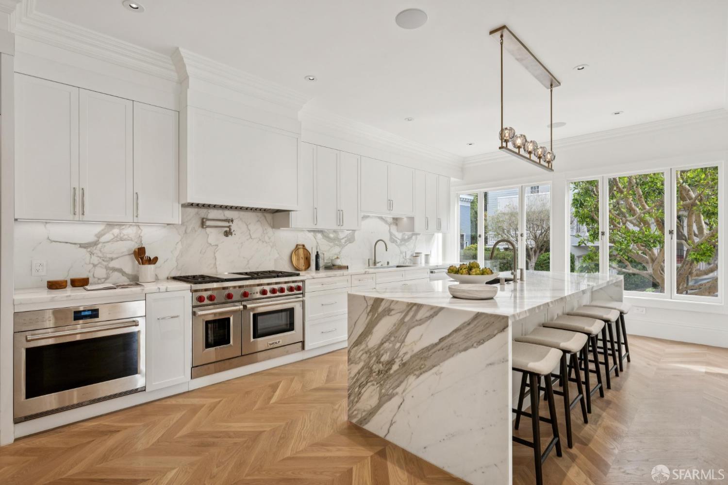 Detail Gallery Image 22 of 94 For 3300 Jackson St, San Francisco,  CA 94118 - 5 Beds | 6/2 Baths