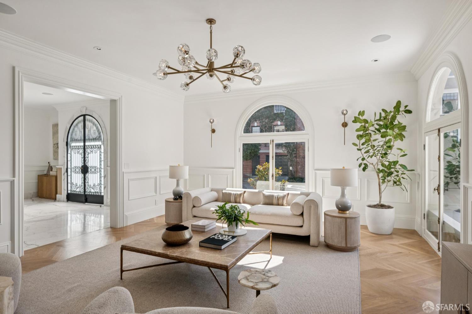 Detail Gallery Image 9 of 94 For 3300 Jackson St, San Francisco,  CA 94118 - 5 Beds | 6/2 Baths