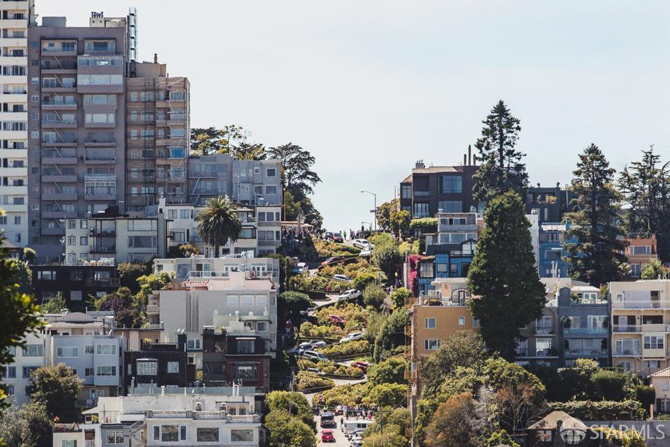 Detail Gallery Image 6 of 6 For 1414 Hyde St, San Francisco,  CA 94109 - – Beds | – Baths