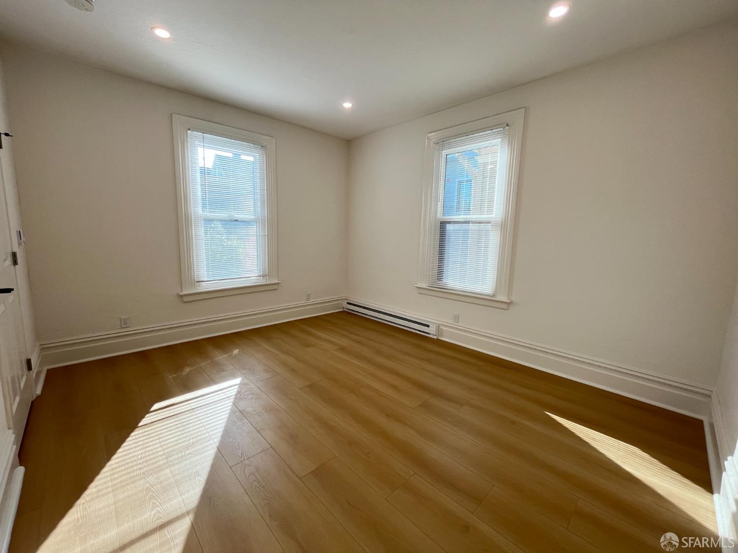 Detail Gallery Image 10 of 12 For 3643 25th St, San Francisco,  CA 94110 - 3 Beds | 2 Baths