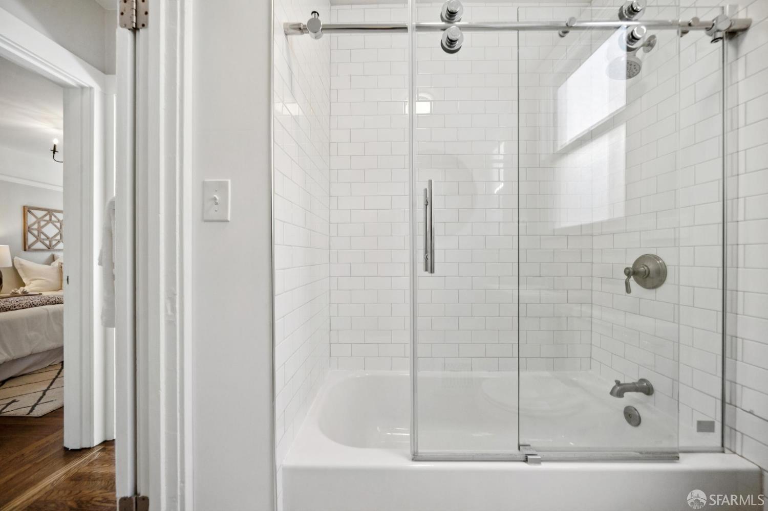 Detail Gallery Image 28 of 39 For 130 Brazil Ave, San Francisco,  CA 94112 - 2 Beds | 1 Baths