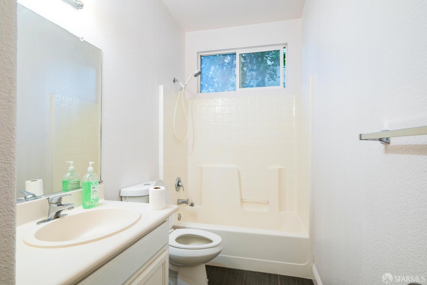 Detail Gallery Image 70 of 92 For 5476 Summerfield Dr, Antioch,  CA 94531 - 5 Beds | 3 Baths