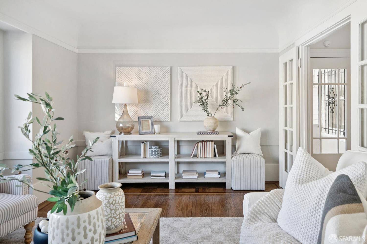 Detail Gallery Image 10 of 39 For 130 Brazil Ave, San Francisco,  CA 94112 - 2 Beds | 1 Baths