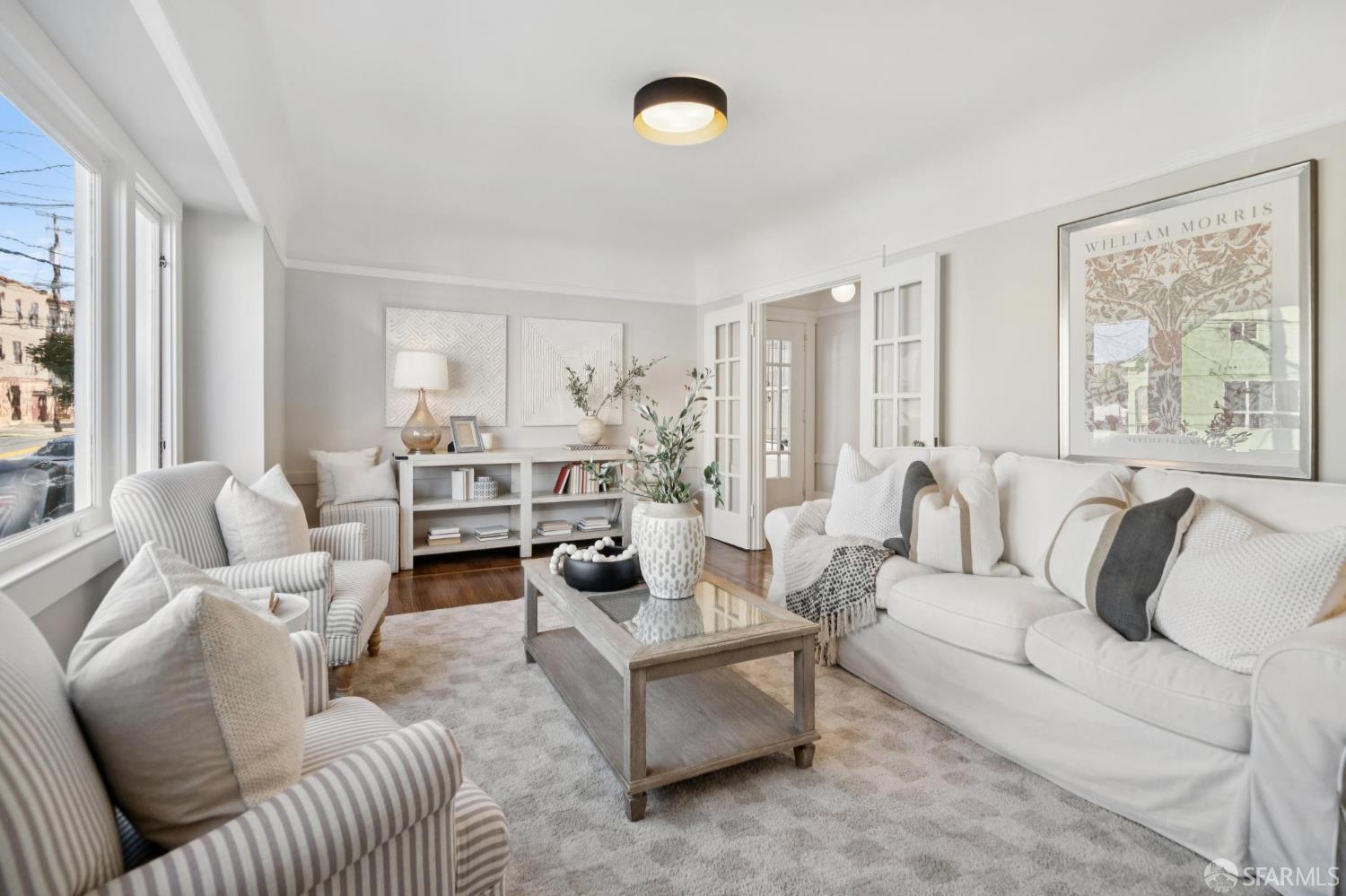 Detail Gallery Image 8 of 39 For 130 Brazil Ave, San Francisco,  CA 94112 - 2 Beds | 1 Baths