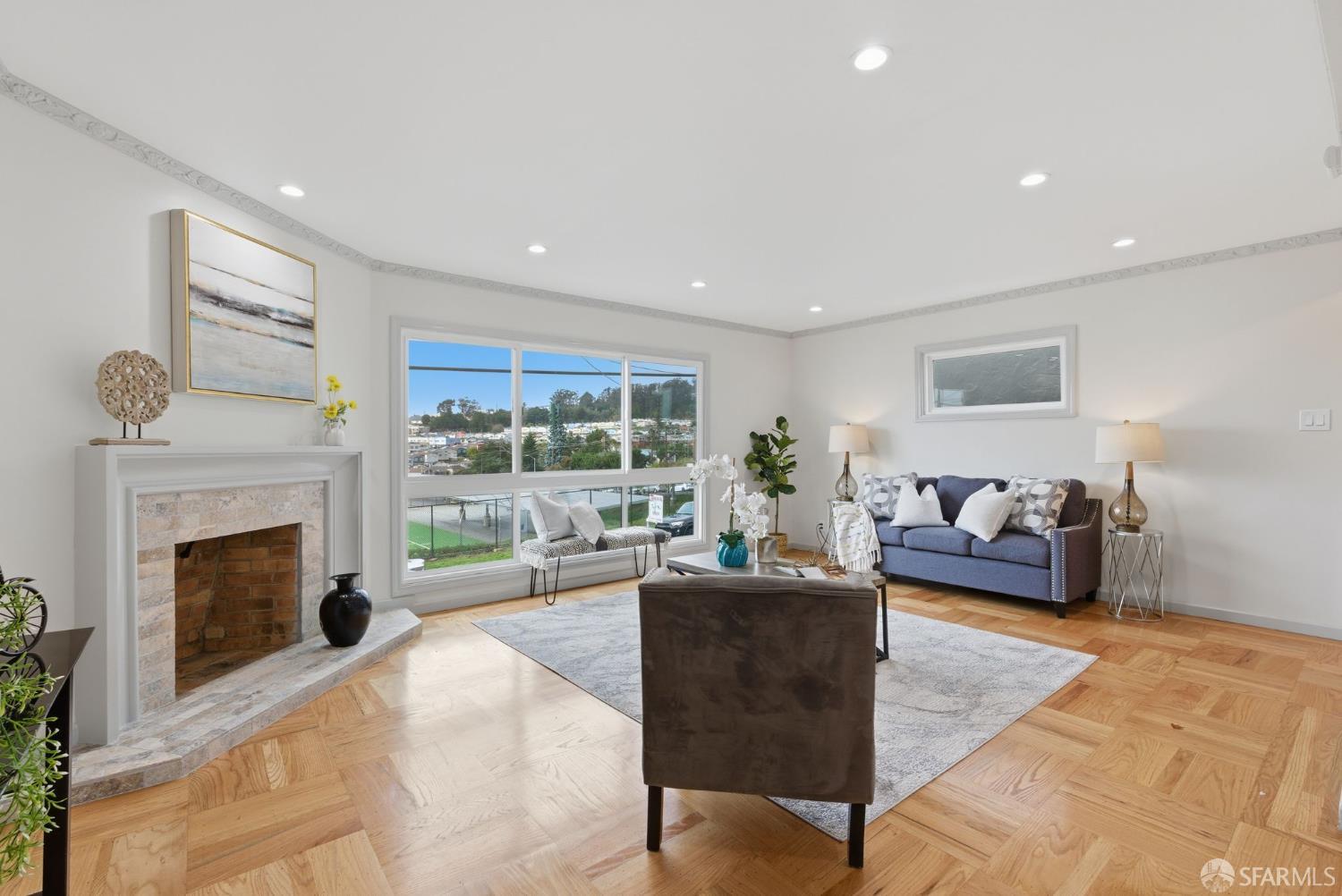 Detail Gallery Image 7 of 65 For 366 Chester St, Daly City,  CA 94014 - 3 Beds | 2 Baths