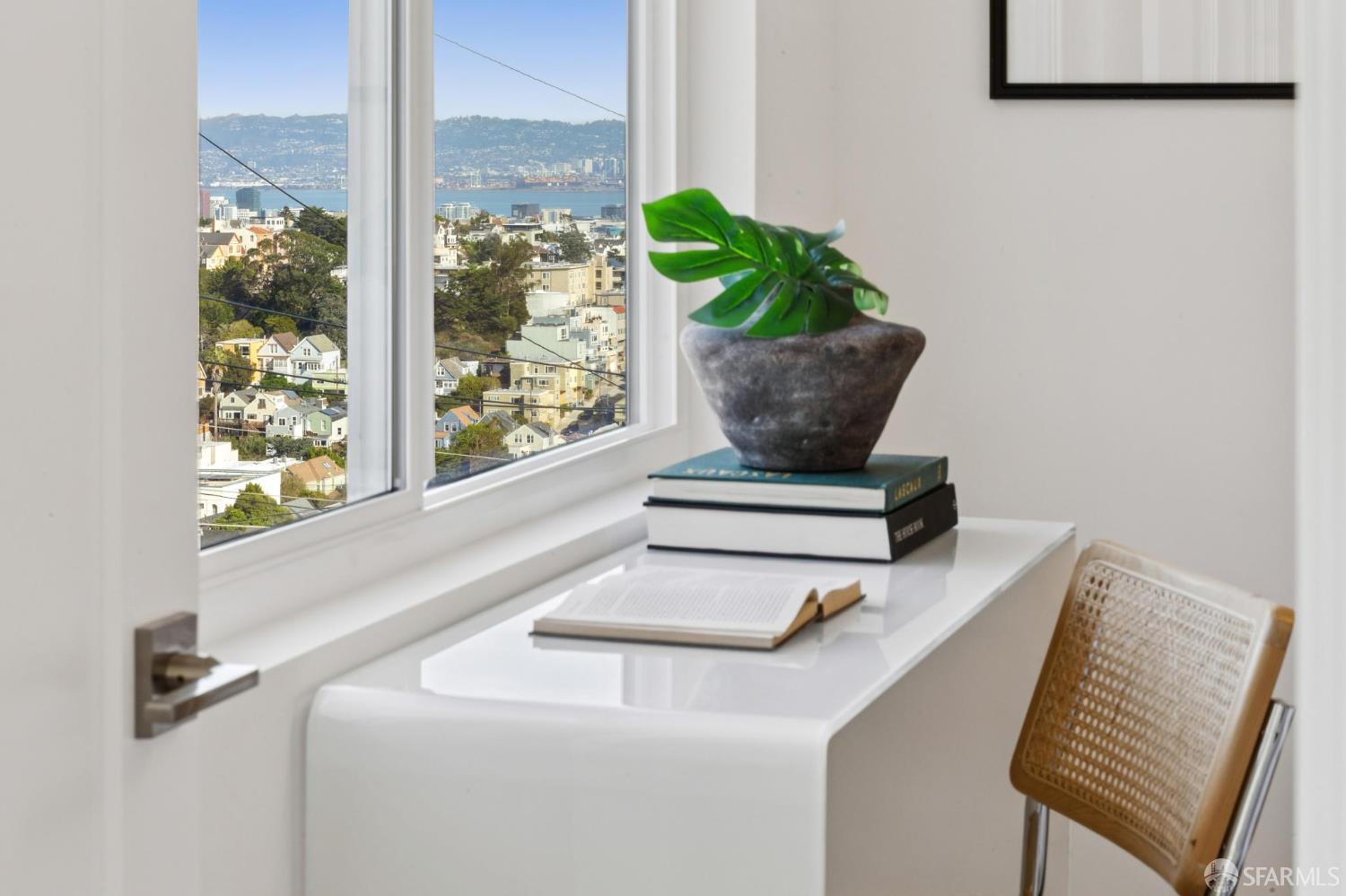 Detail Gallery Image 16 of 19 For 505 Grand View Ave #6,  San Francisco,  CA 94114 - 2 Beds | 1 Baths