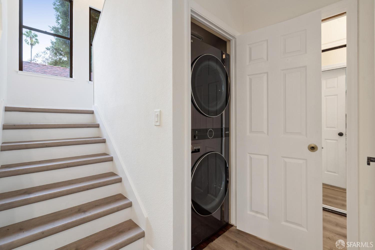 Detail Gallery Image 12 of 29 For 111 N Villa Way, Walnut Creek,  CA 94595 - 2 Beds | 2 Baths