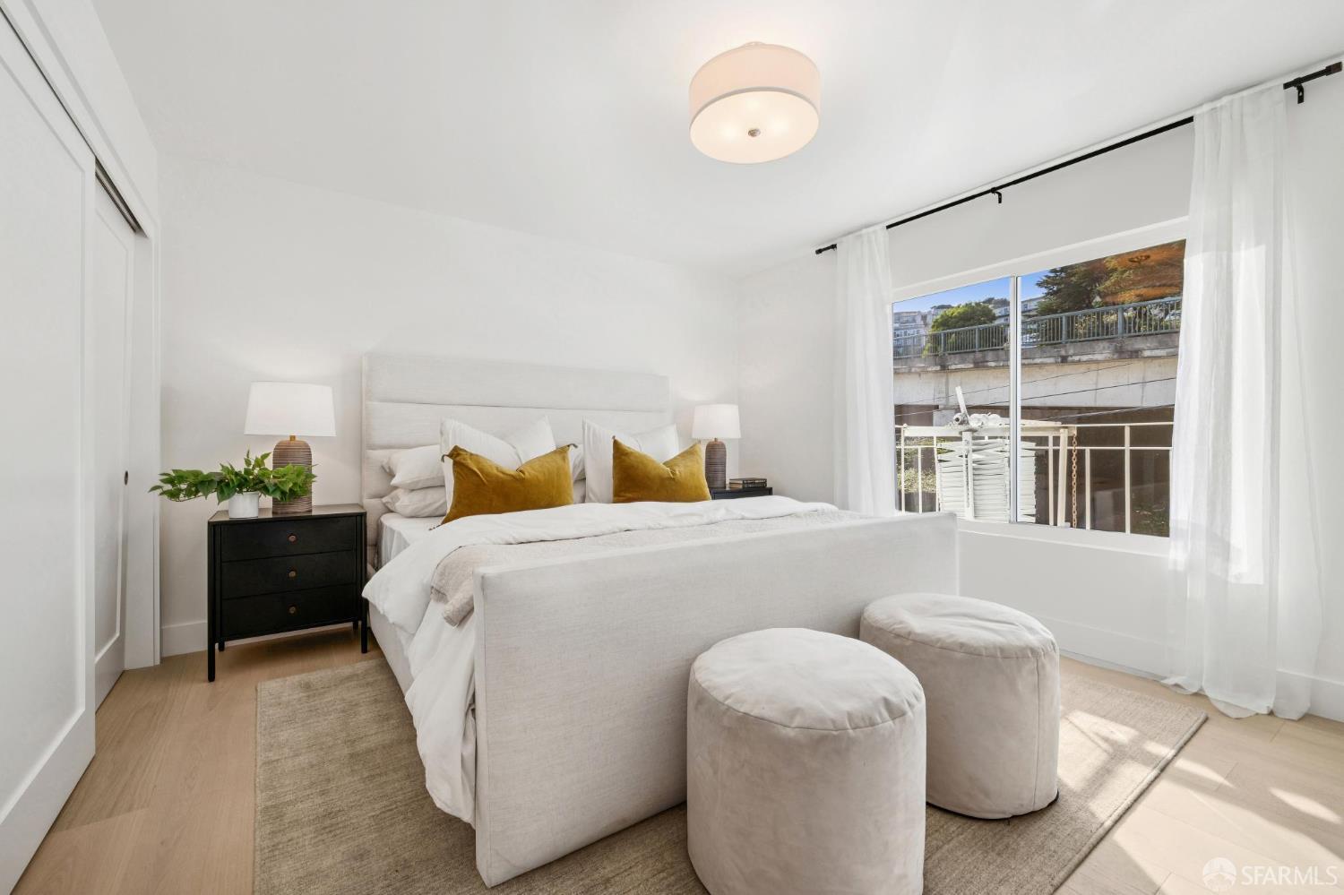 Detail Gallery Image 12 of 19 For 505 Grand View Ave #6,  San Francisco,  CA 94114 - 2 Beds | 1 Baths