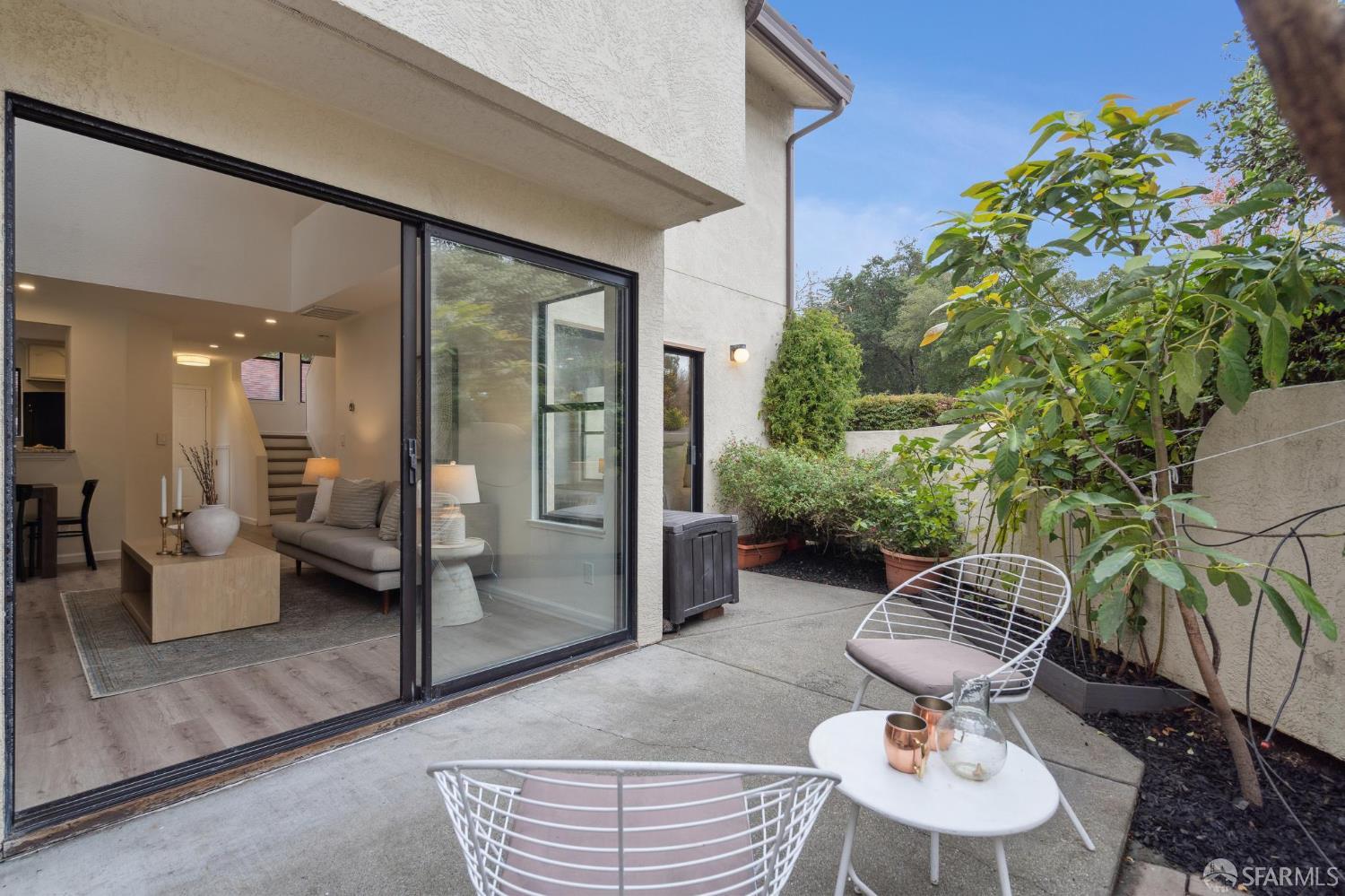 Detail Gallery Image 21 of 29 For 111 N Villa Way, Walnut Creek,  CA 94595 - 2 Beds | 2 Baths