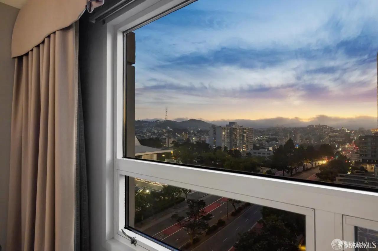 Detail Gallery Image 20 of 22 For 1388 Gough St #1201,  San Francisco,  CA 94109 - 2 Beds | 2 Baths