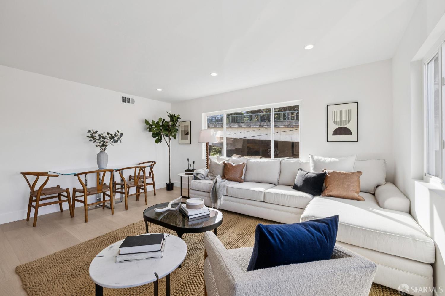 Detail Gallery Image 10 of 19 For 505 Grand View Ave #6,  San Francisco,  CA 94114 - 2 Beds | 1 Baths