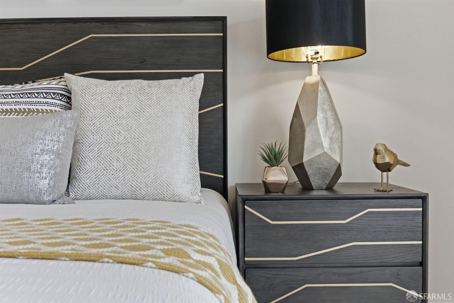 Detail Gallery Image 14 of 31 For 1822 27th Ave, San Francisco,  CA 94122 - 4 Beds | 4 Baths