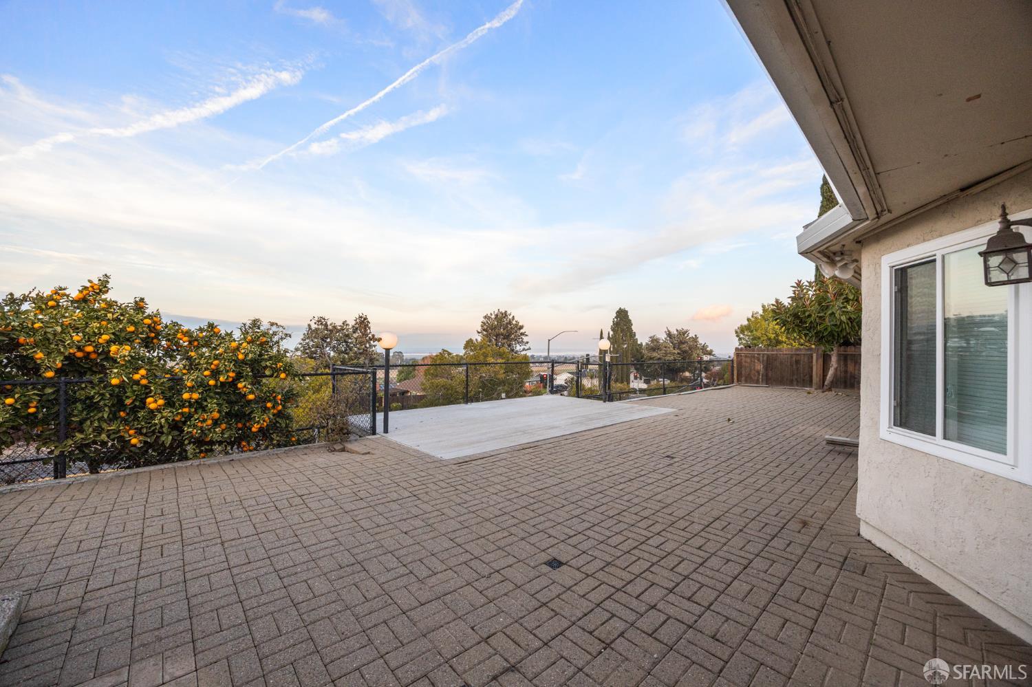 Detail Gallery Image 16 of 25 For 1202 Alamo Way, Pittsburg,  CA 94565 - 4 Beds | 2 Baths