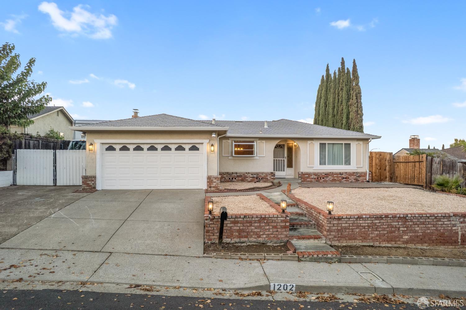 Detail Gallery Image 23 of 25 For 1202 Alamo Way, Pittsburg,  CA 94565 - 4 Beds | 2 Baths