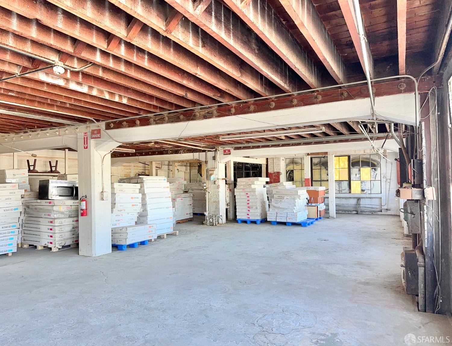 Detail Gallery Image 23 of 37 For 1401 International Blvd, Oakland,  CA 94132 - – Beds | – Baths