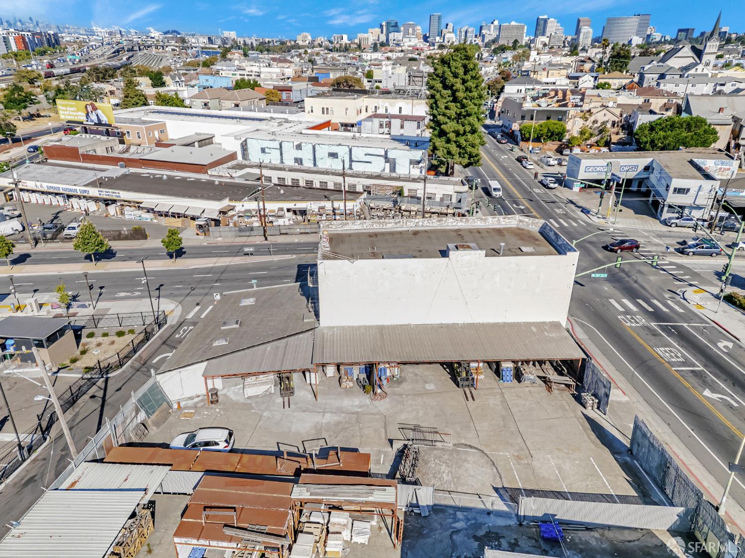 Detail Gallery Image 33 of 37 For 1401 International Blvd, Oakland,  CA 94132 - – Beds | – Baths