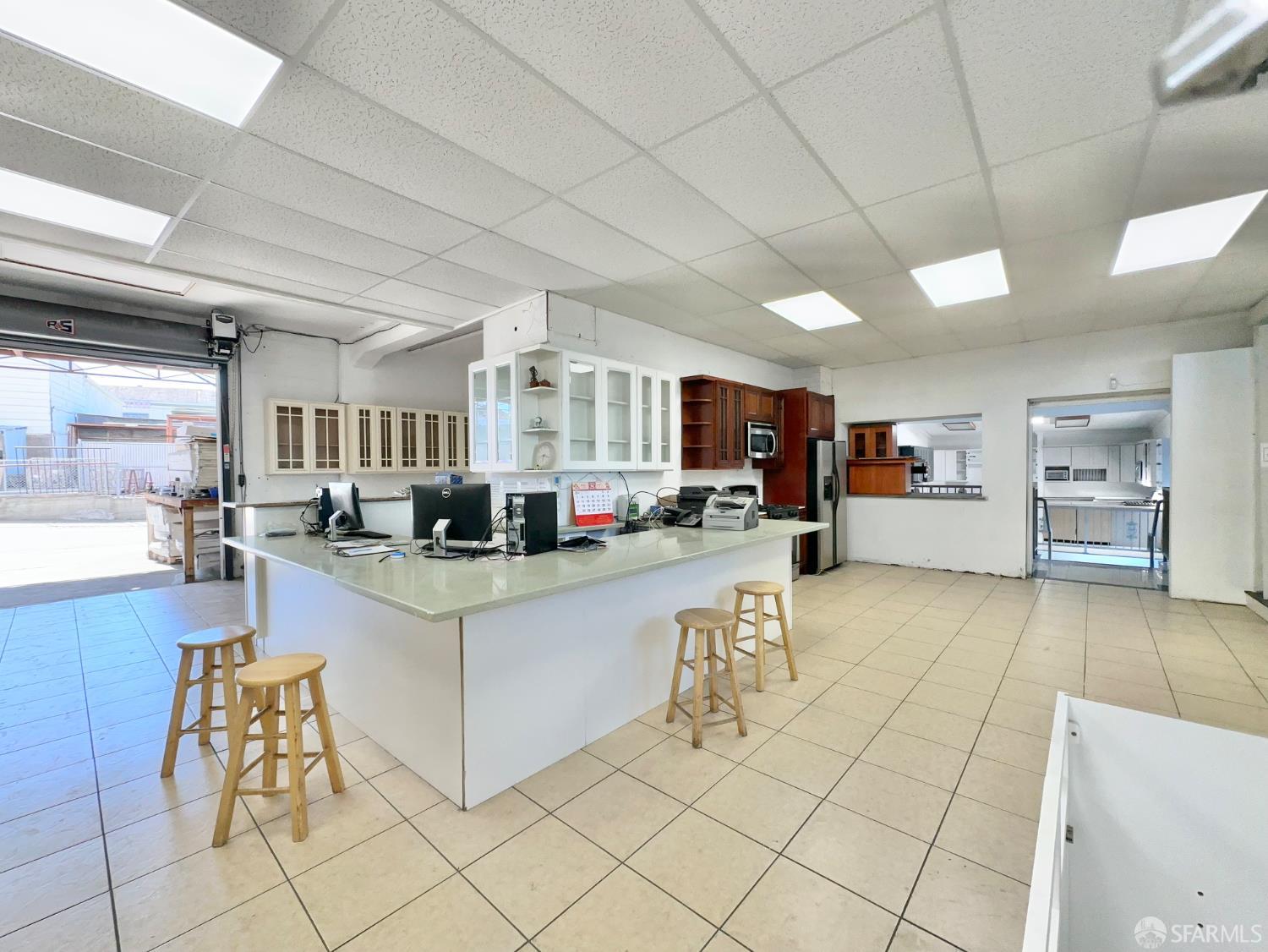 Detail Gallery Image 6 of 37 For 1401 International Blvd, Oakland,  CA 94132 - – Beds | – Baths