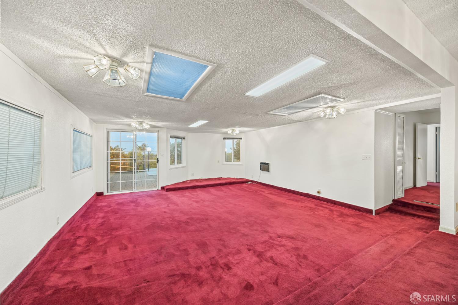 Detail Gallery Image 9 of 25 For 1202 Alamo Way, Pittsburg,  CA 94565 - 4 Beds | 2 Baths