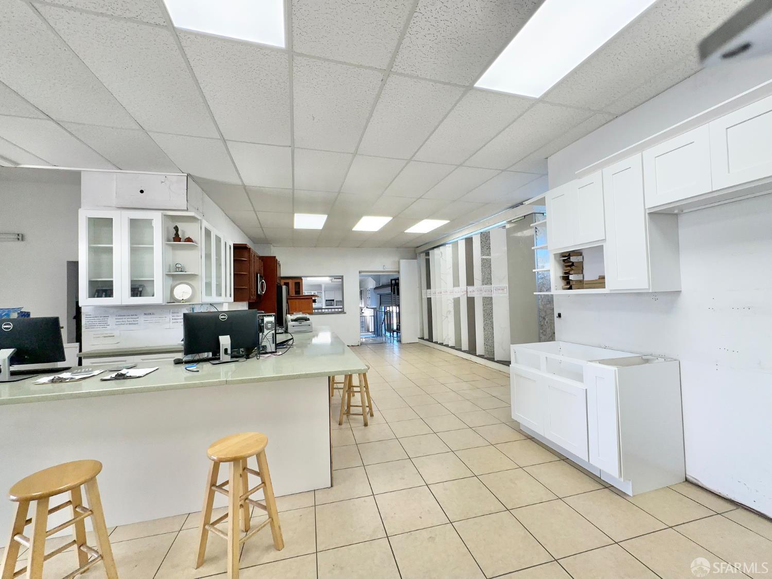 Detail Gallery Image 7 of 37 For 1401 International Blvd, Oakland,  CA 94132 - – Beds | – Baths