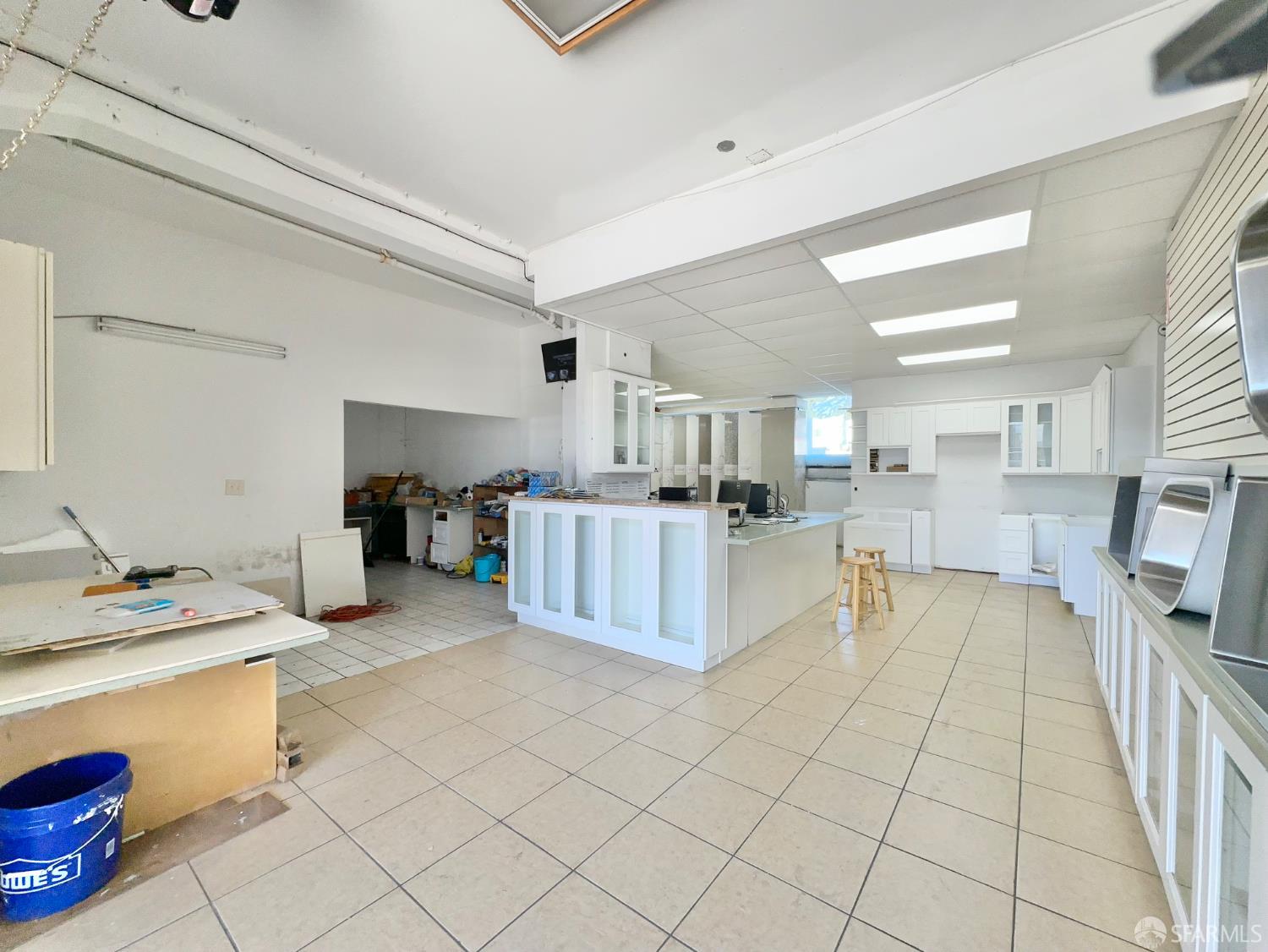 Detail Gallery Image 18 of 37 For 1401 International Blvd, Oakland,  CA 94132 - – Beds | – Baths