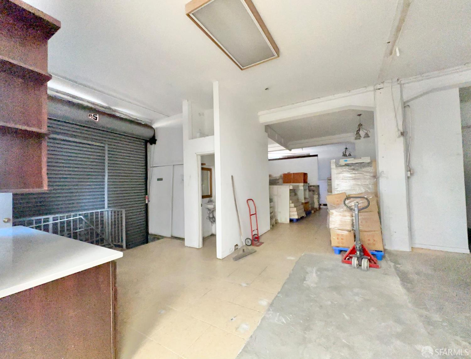 Detail Gallery Image 17 of 37 For 1401 International Blvd, Oakland,  CA 94132 - – Beds | – Baths