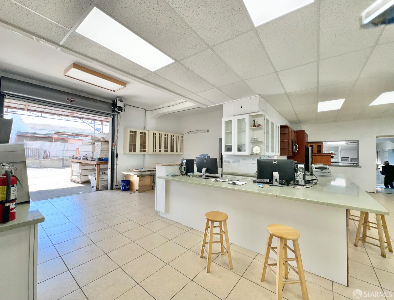 Detail Gallery Image 8 of 37 For 1401 International Blvd, Oakland,  CA 94132 - – Beds | – Baths