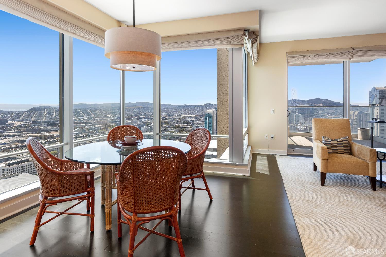 Photo #12: 425092670 Listing: Photo #12