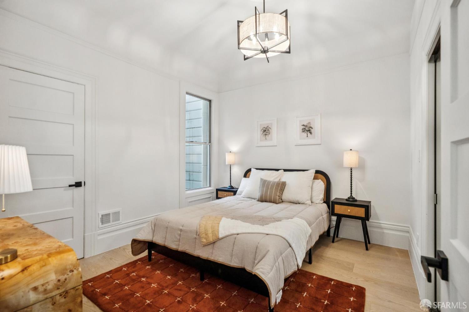 Detail Gallery Image 12 of 26 For 782 Green St, San Francisco,  CA 94133 - 3 Beds | 1 Baths