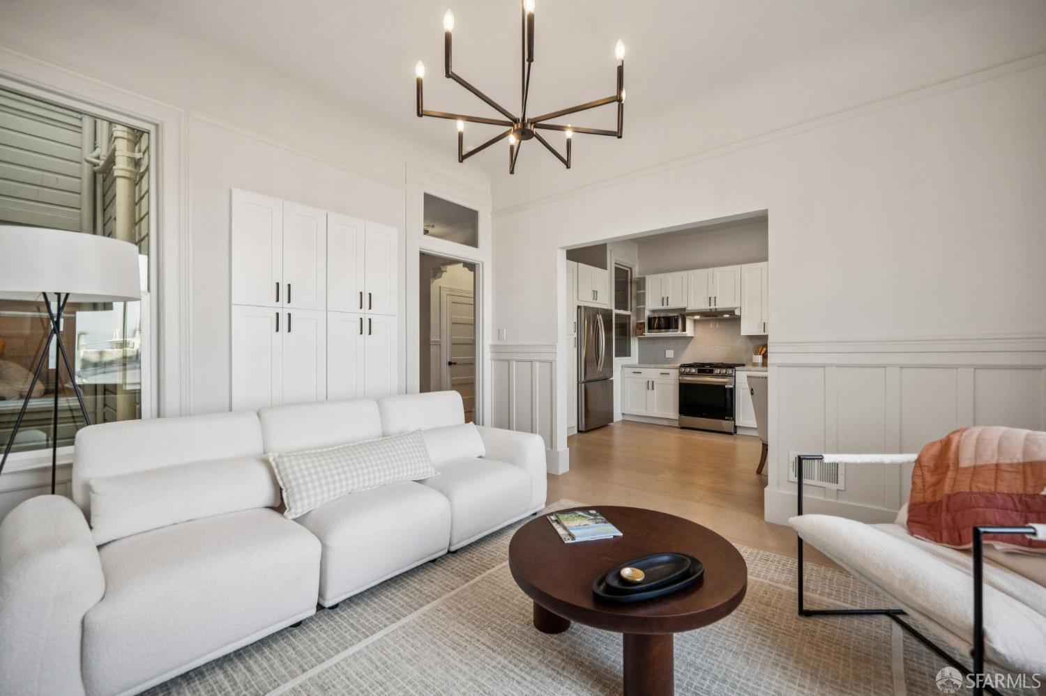 Detail Gallery Image 9 of 26 For 782 Green St, San Francisco,  CA 94133 - 3 Beds | 1 Baths