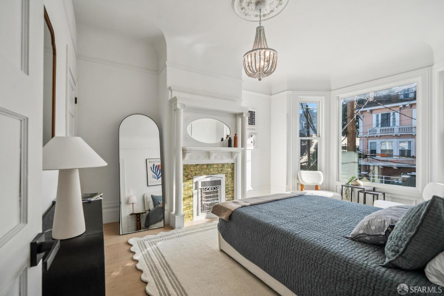 Detail Gallery Image 15 of 26 For 782 Green St, San Francisco,  CA 94133 - 3 Beds | 1 Baths