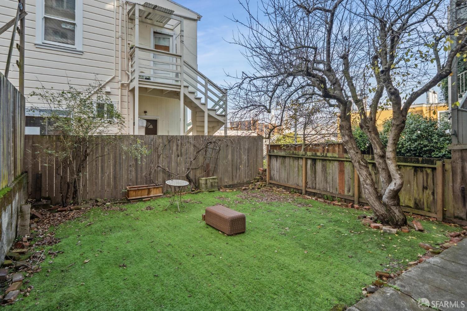 Detail Gallery Image 25 of 26 For 782 Green St, San Francisco,  CA 94133 - 3 Beds | 1 Baths