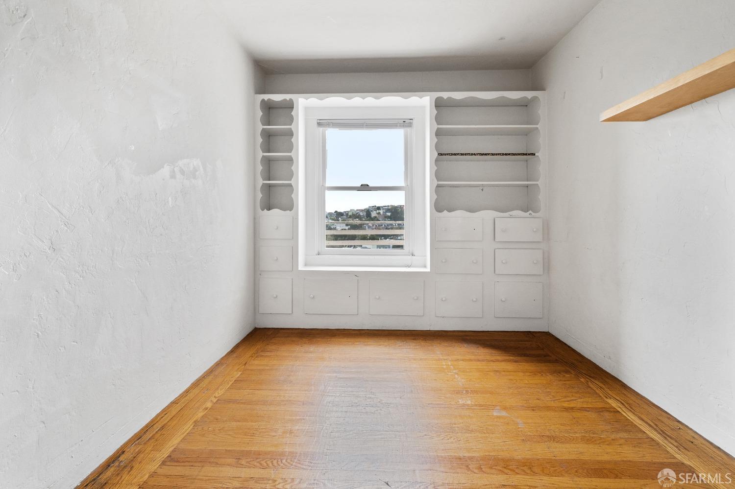 Detail Gallery Image 10 of 20 For 37 Sussex St, San Francisco,  CA 94131 - 3 Beds | 1 Baths