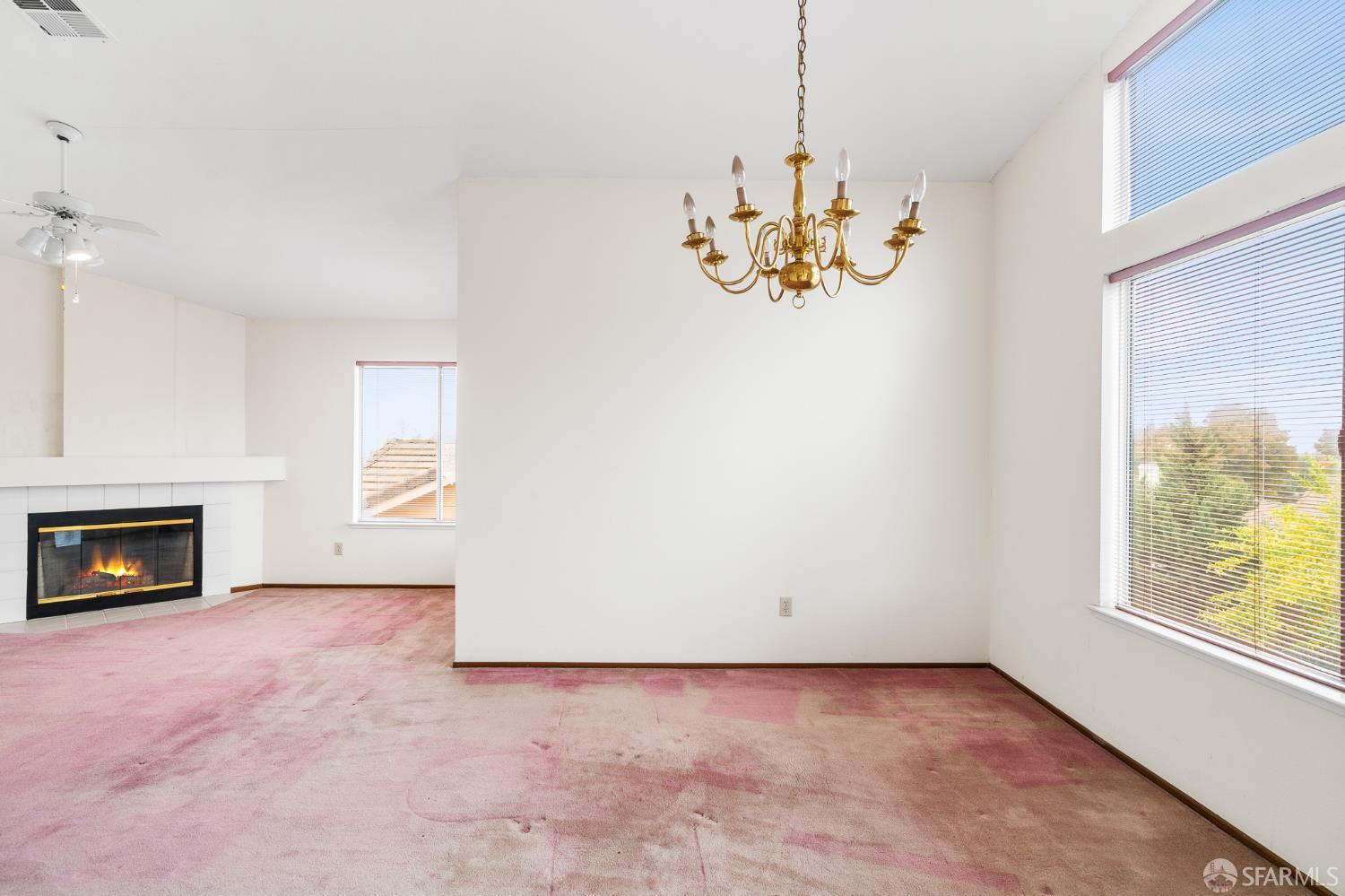 Detail Gallery Image 26 of 39 For 5160 Roundup Way, Antioch,  CA 94531 - 4 Beds | 2/1 Baths