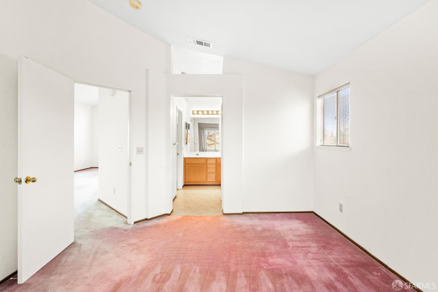 Detail Gallery Image 31 of 39 For 5160 Roundup Way, Antioch,  CA 94531 - 4 Beds | 2/1 Baths