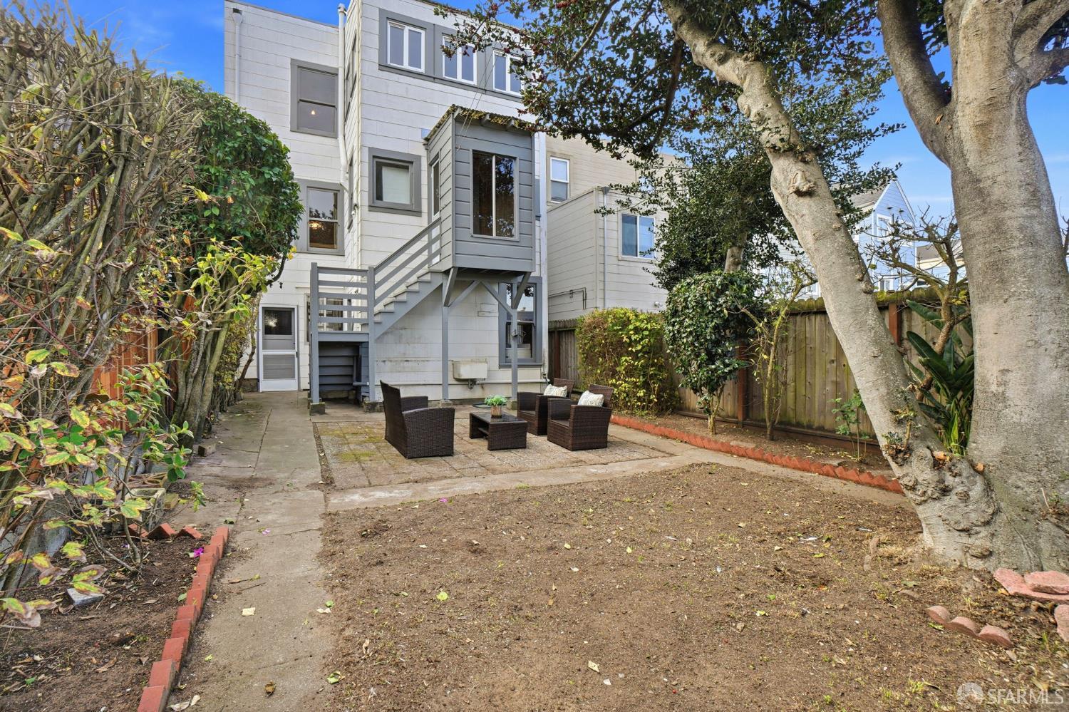 Detail Gallery Image 66 of 89 For 54 Norton St, San Francisco,  CA 94112 - 4 Beds | 1/1 Baths