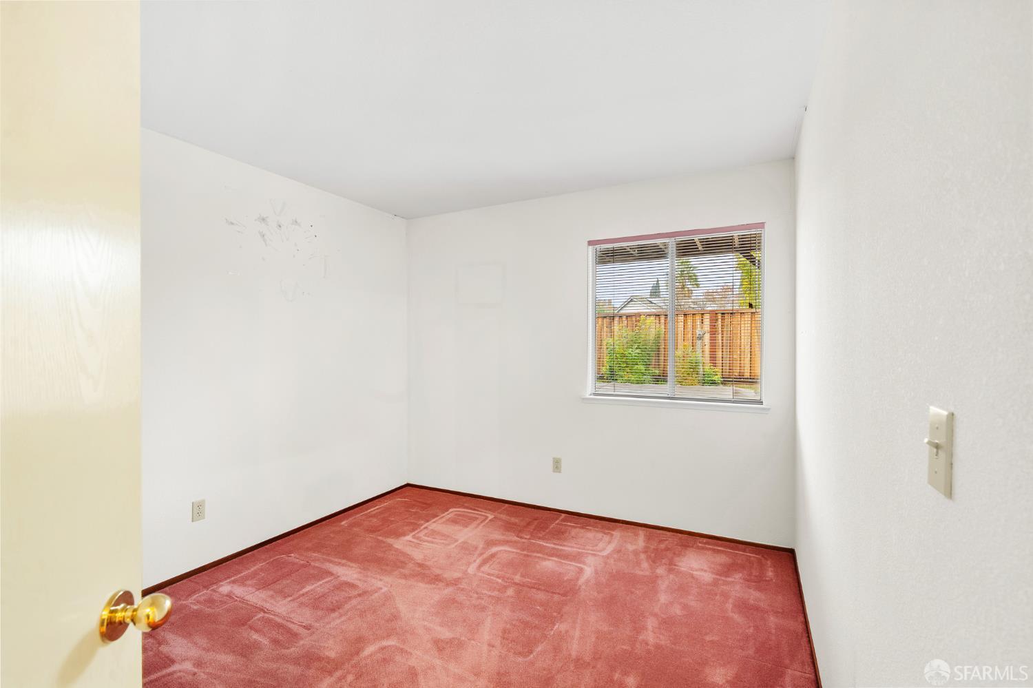 Detail Gallery Image 14 of 39 For 5160 Roundup Way, Antioch,  CA 94531 - 4 Beds | 2/1 Baths