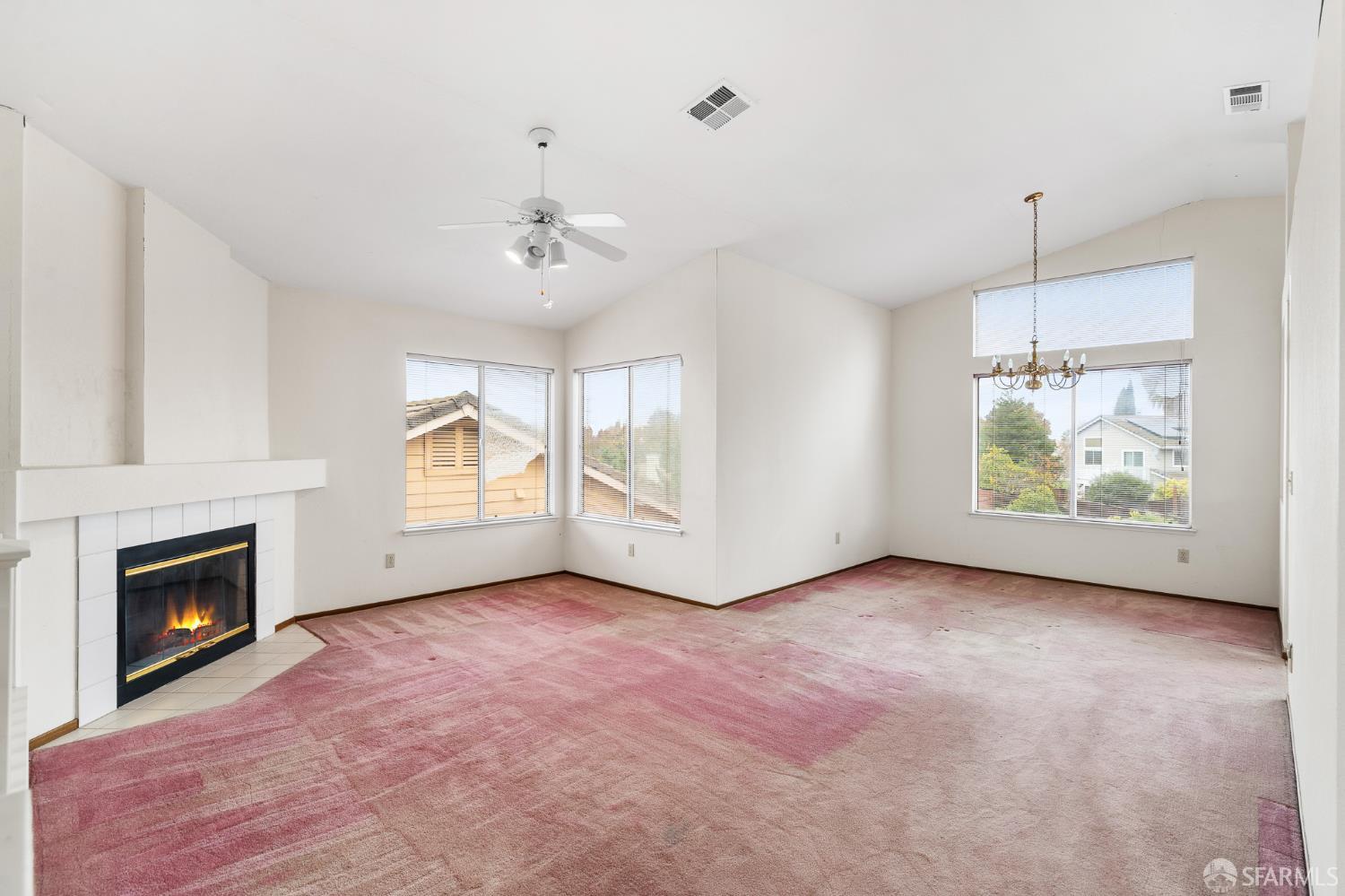 Detail Gallery Image 22 of 39 For 5160 Roundup Way, Antioch,  CA 94531 - 4 Beds | 2/1 Baths