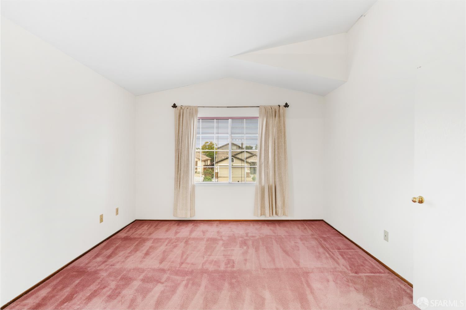 Detail Gallery Image 30 of 39 For 5160 Roundup Way, Antioch,  CA 94531 - 4 Beds | 2/1 Baths