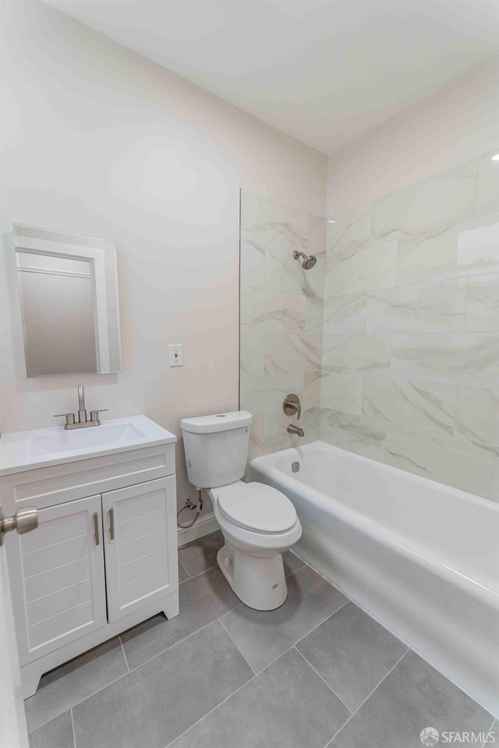 Detail Gallery Image 5 of 6 For 910 Bay St #9,  San Francisco,  CA 94109 - 0 Beds | 1 Baths