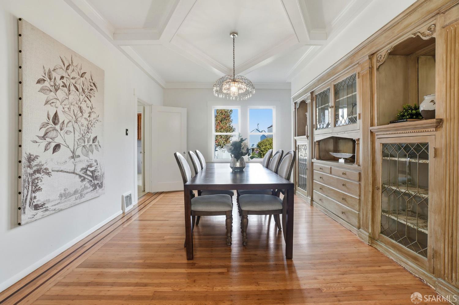 Detail Gallery Image 15 of 89 For 54 Norton St, San Francisco,  CA 94112 - 4 Beds | 1/1 Baths