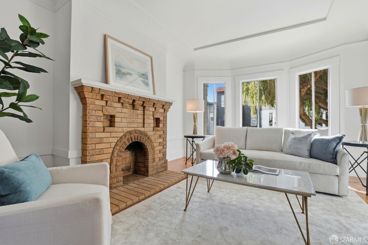 Detail Gallery Image 11 of 89 For 54 Norton St, San Francisco,  CA 94112 - 4 Beds | 1/1 Baths