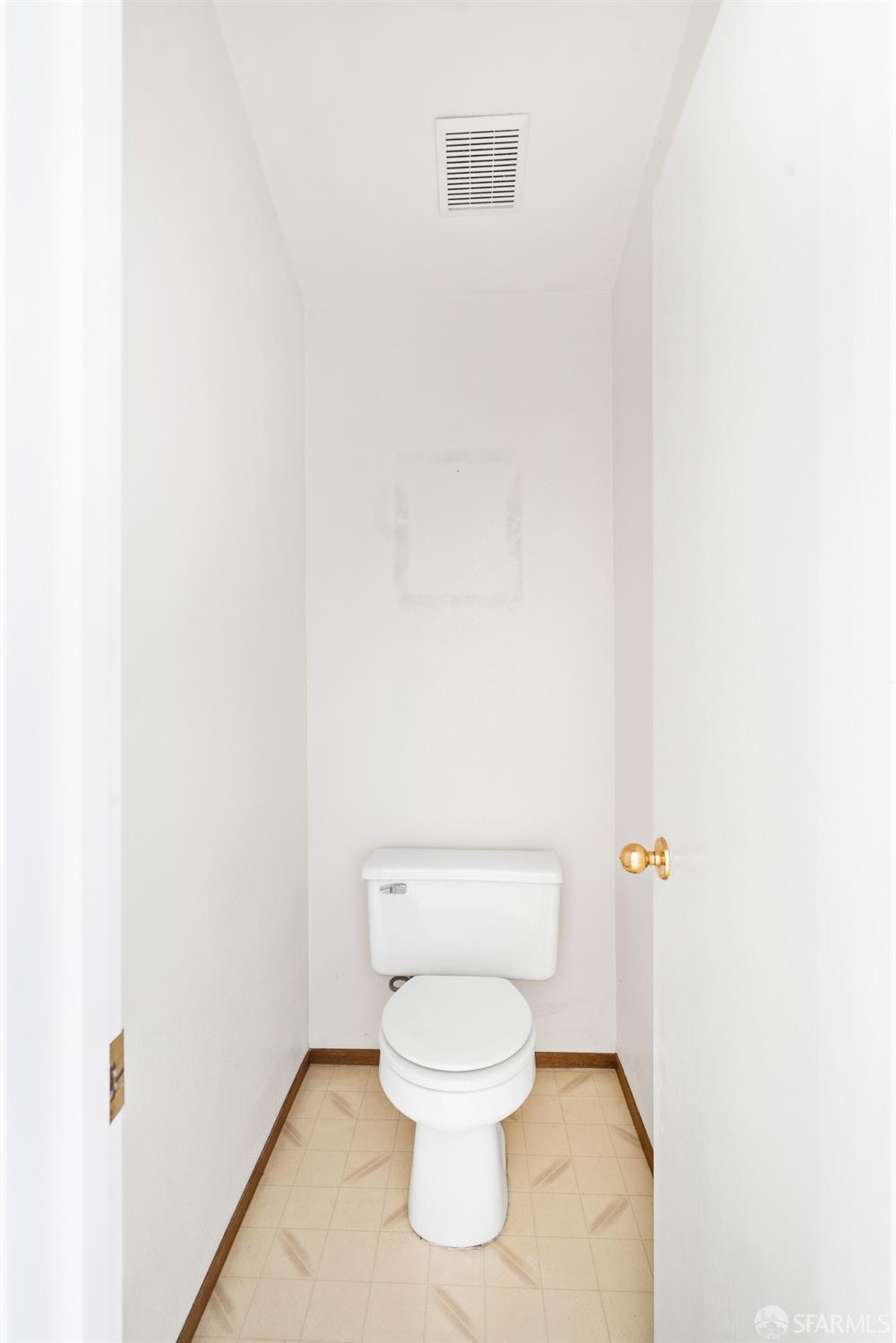 Detail Gallery Image 34 of 39 For 5160 Roundup Way, Antioch,  CA 94531 - 4 Beds | 2/1 Baths