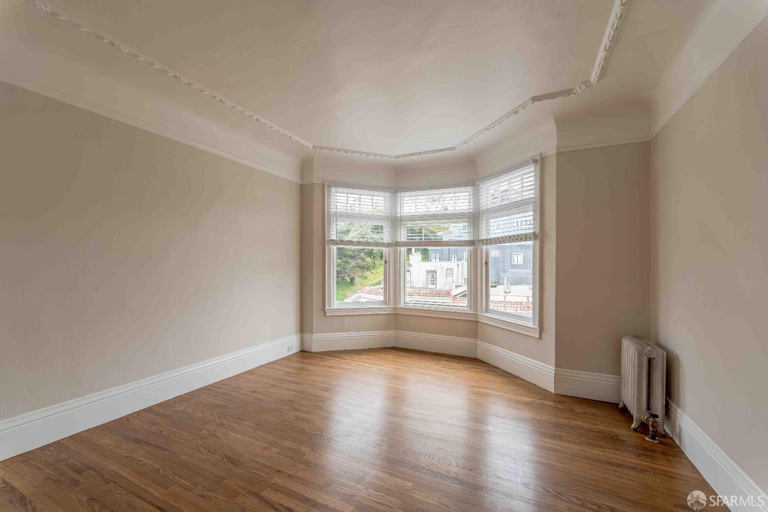 Front Image Thumbnail for SF425092711