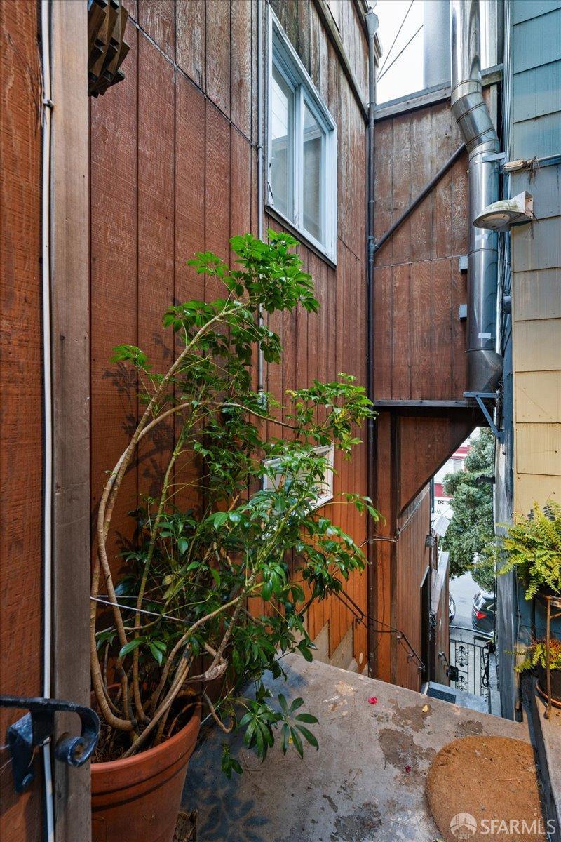 Detail Gallery Image 50 of 69 For 130 Ripley St, San Francisco,  CA 94110 - 2 Beds | 2 Baths